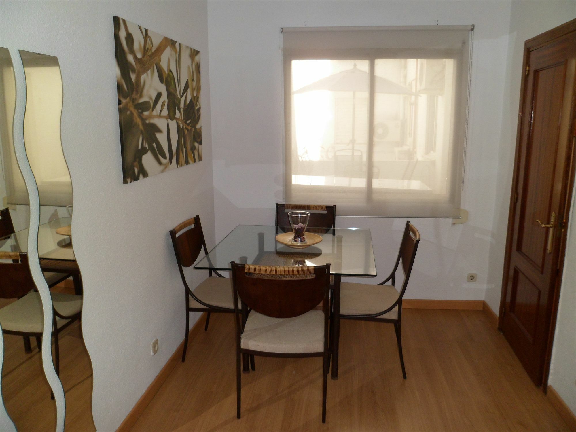 Room Canalejas Madrid Exterior foto
